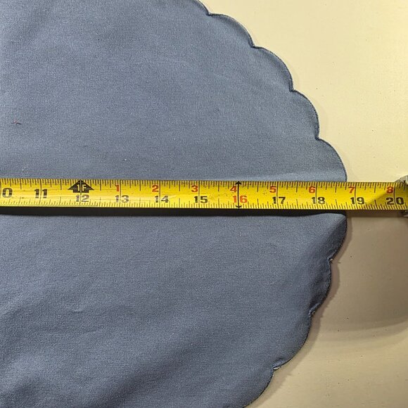 Four napkins four matching placemats Blue Fabric Scalloped Edges Floral Detail - Picture 9 of 12